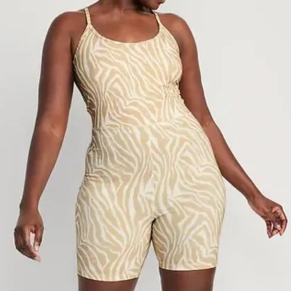 Old Navy Active PowerChill Racerback Bodysuit Size XL